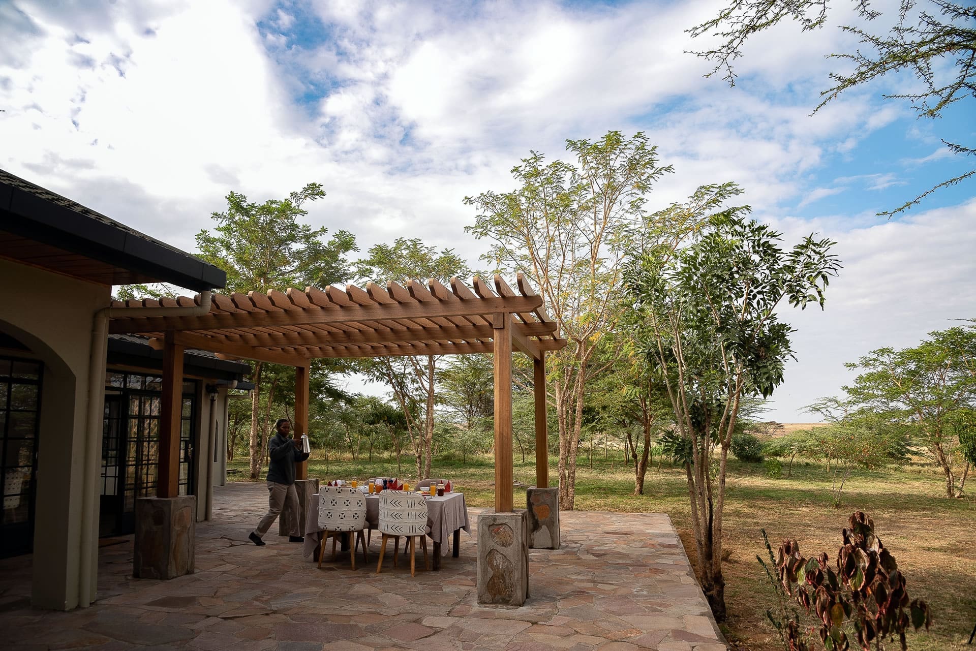 Breakfast under shaded verandah